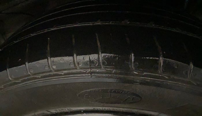 2022 KIA SONET HTE 1.5, Diesel, Manual, 52,991 km, Left Rear Tyre Tread