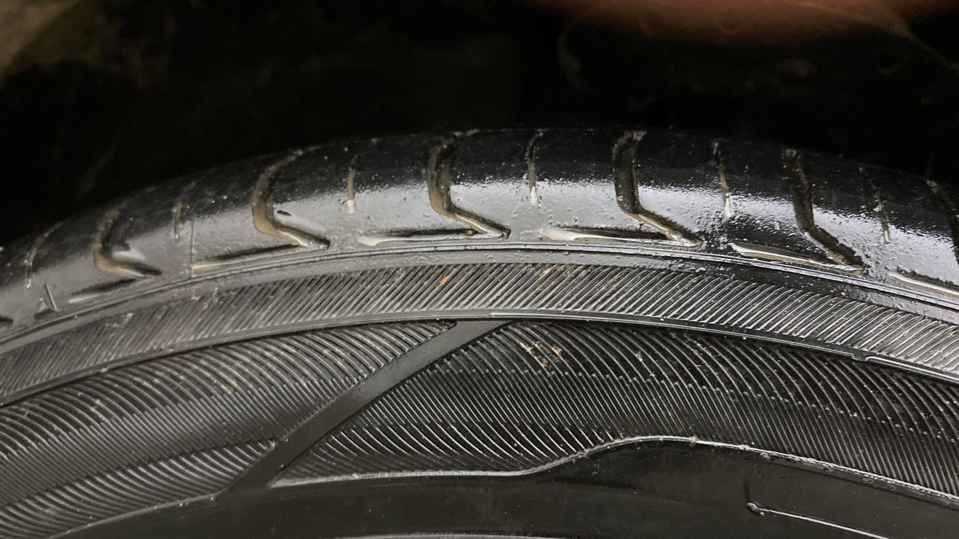 2019 Honda Amaze 1.5L I-DTEC VX CVT, Diesel, Automatic, 1,15,218 km, Right Front Tyre Tread
