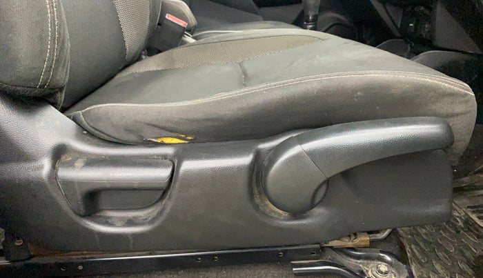 2018 Honda WR-V 1.2L I-VTEC VX MT, Petrol, Manual, 1,20,118 km, Driver Side Adjustment Panel