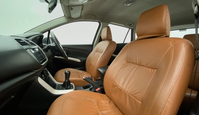 2016 Maruti S Cross ZETA 1.3, Diesel, Manual, 99,023 km, Right Side Front Door Cabin