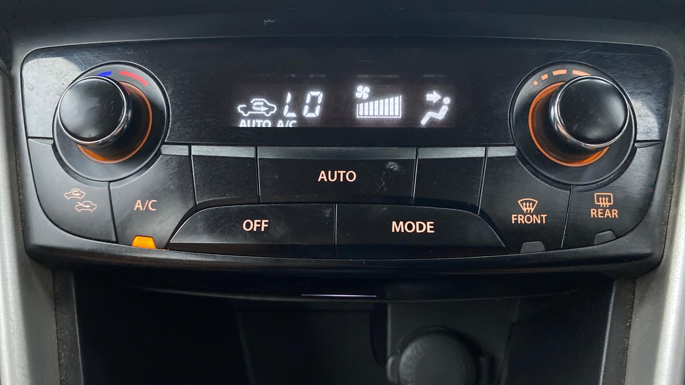 2016 Maruti S Cross ZETA 1.3, Diesel, Manual, 99,023 km, Automatic Climate Control