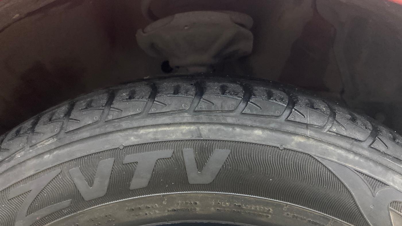 2015 Maruti Celerio VXI AMT, Petrol, Automatic, 53,282 km, Right Front Tyre Tread