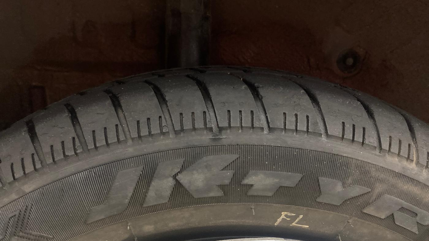 2015 Maruti Celerio VXI AMT, Petrol, Automatic, 53,282 km, Right Rear Tyre Tread