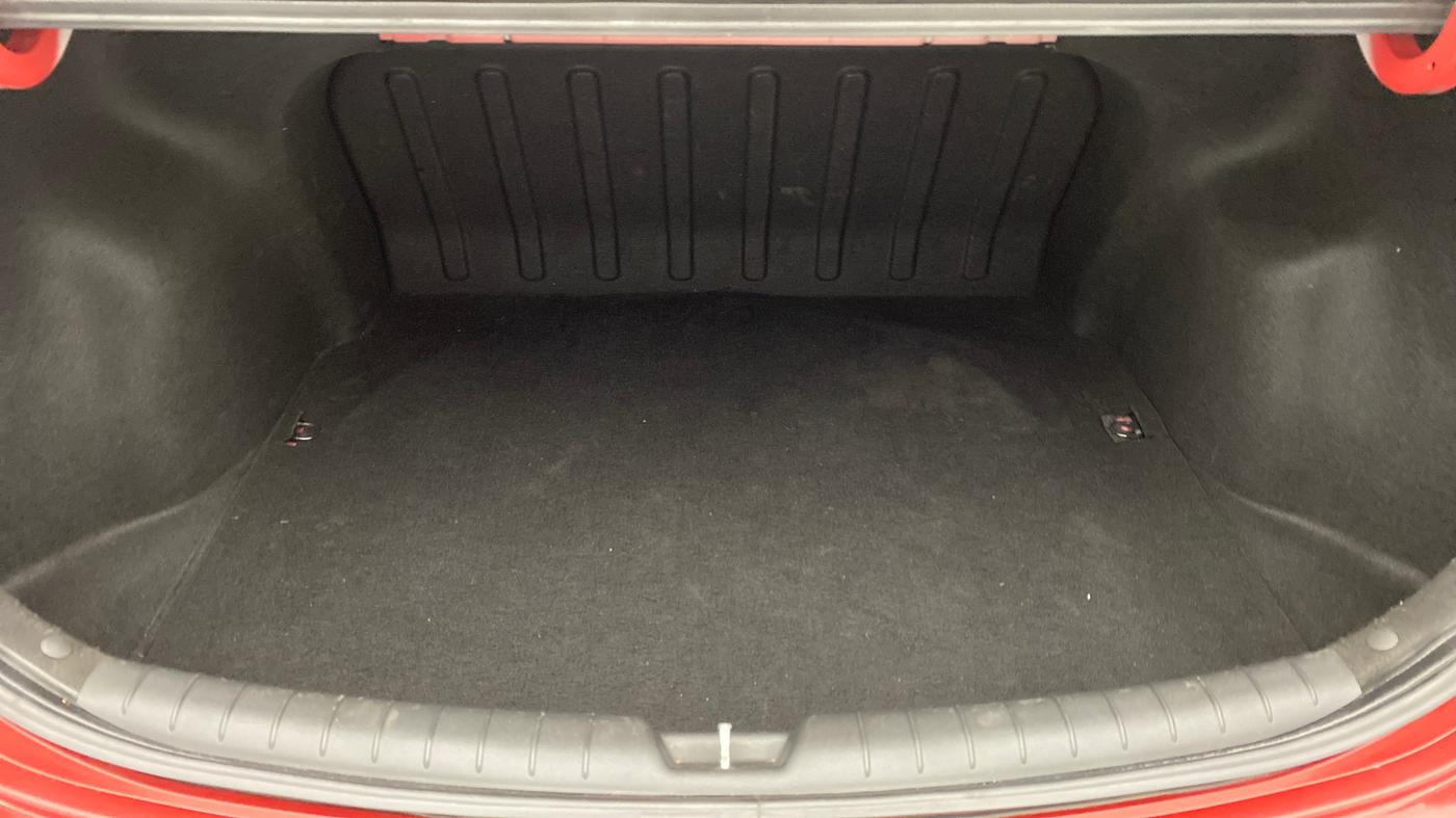 2018 Hyundai Verna 1.6 SX VTVT (O), Petrol, Manual, 60,452 km, Boot Inside