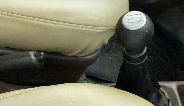 2010 Maruti Zen Estilo LXI, Petrol, Manual, 15,054 km, Gear Lever