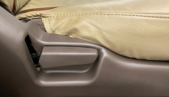2010 Maruti Zen Estilo LXI, Petrol, Manual, 15,054 km, Driver Side Adjustment Panel