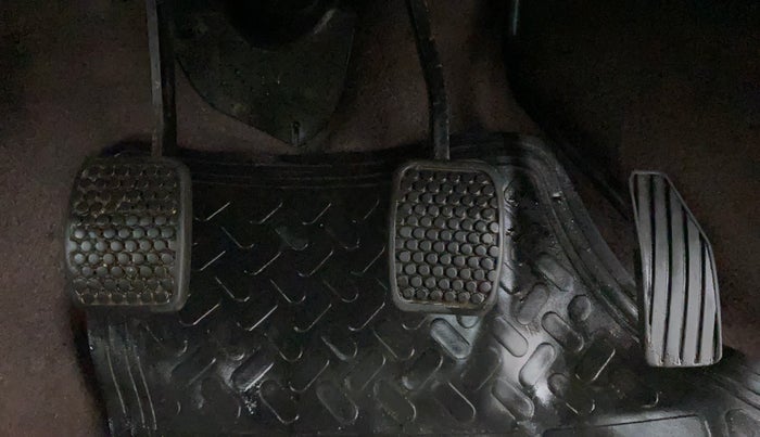 2010 Maruti Zen Estilo LXI, Petrol, Manual, 15,054 km, Pedals