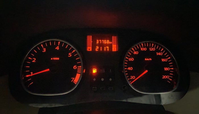 2014 Renault Duster RXL PETROL, Petrol, Manual, 37,765 km, Odometer Image