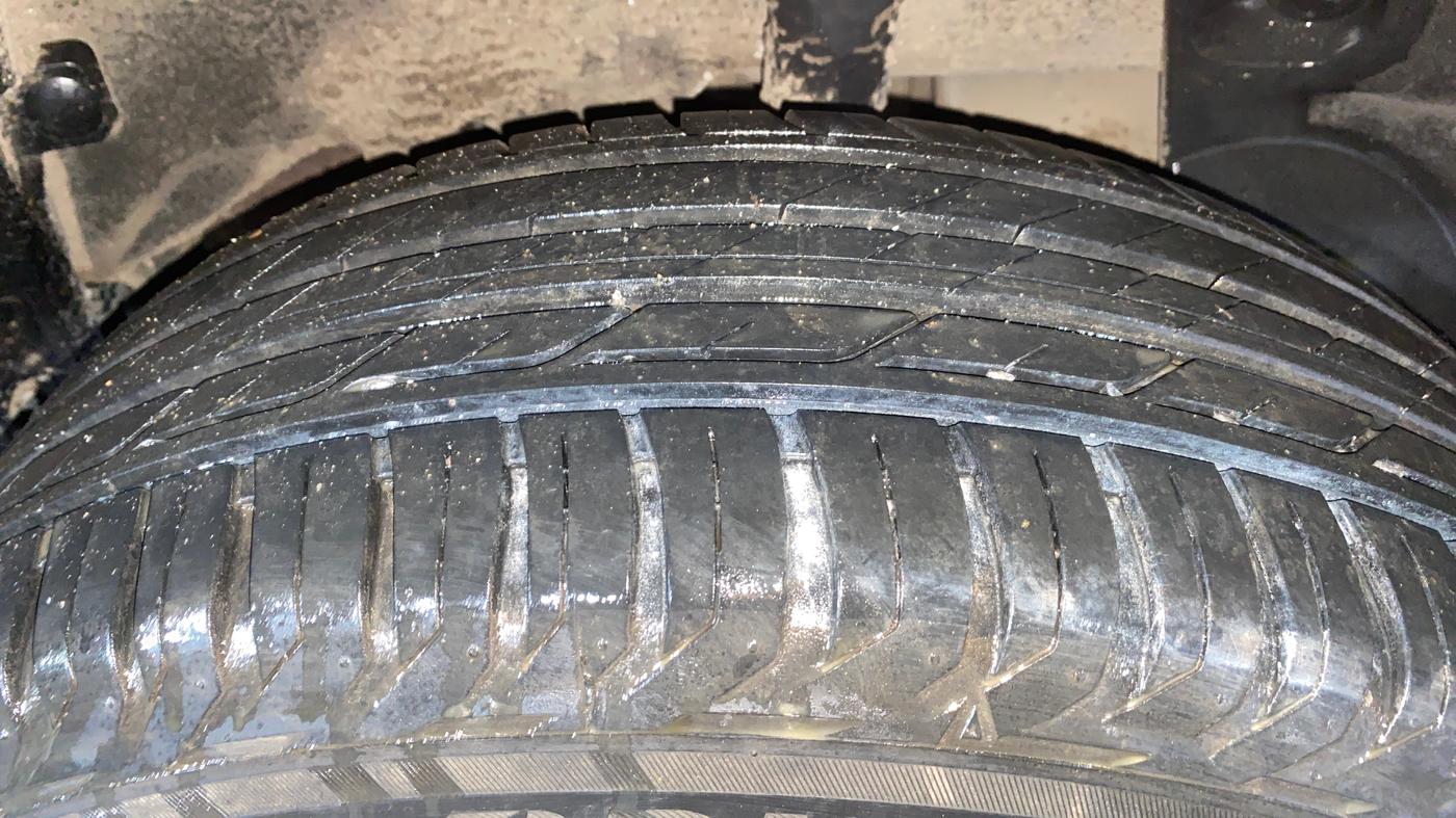 2014 Renault Duster RXL PETROL, Petrol, Manual, 37,765 km, Left Rear Tyre Tread