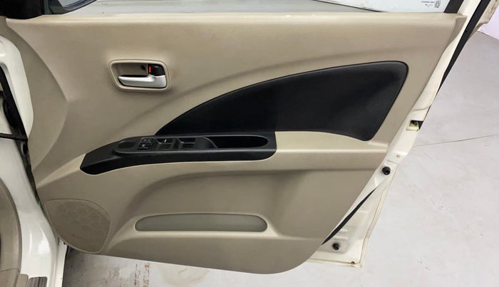 2016 Maruti Celerio VXI, Petrol, Manual, 76,518 km, Driver Side Door Panels Control