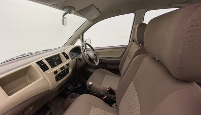 2010 Maruti Zen Estilo LXI, Petrol, Manual, 44,720 km, Right Side Front Door Cabin