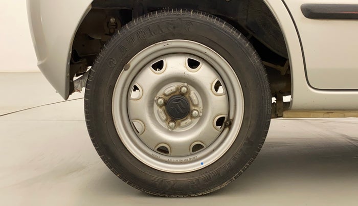2010 Maruti Zen Estilo LXI, Petrol, Manual, 44,720 km, Right Rear Wheel