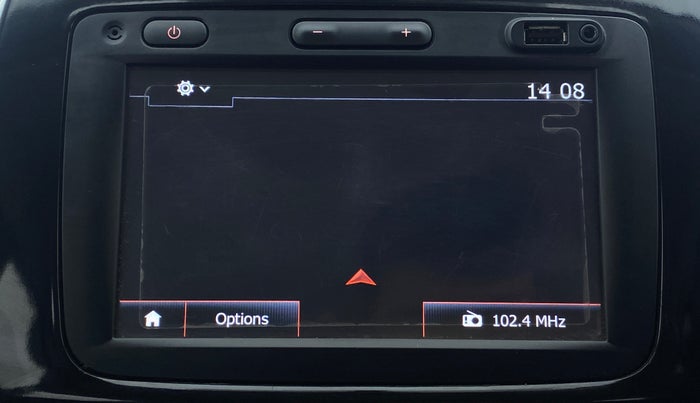 2017 Renault Kwid 1.0 RXT Opt, Petrol, Manual, 47,377 km, Navigation System
