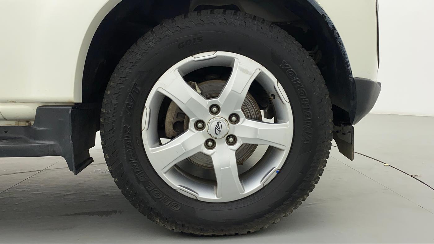 2018 Mahindra Scorpio S11, Diesel, Manual, 56,442 km, Right Front Wheel
