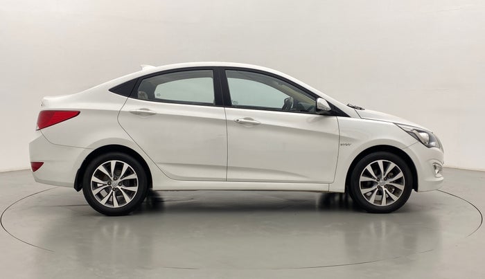 2017 Hyundai Verna 1.6 SX VTVT, Petrol, Manual, 41,080 km, Right Side View