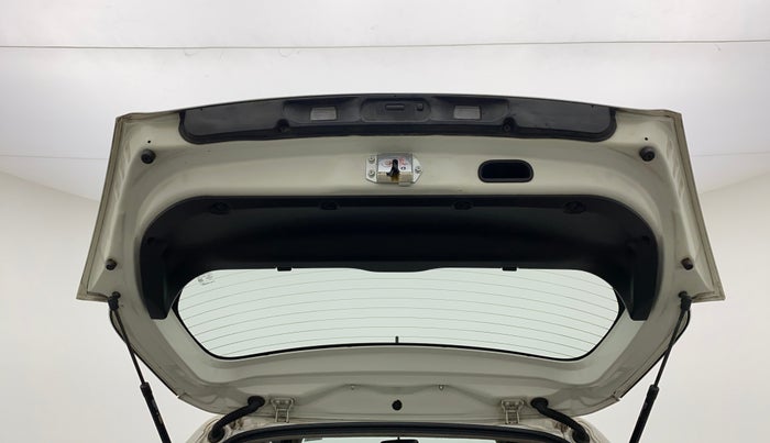 2014 Maruti Swift ZXI, Petrol, Manual, 48,929 km, Boot Door Open