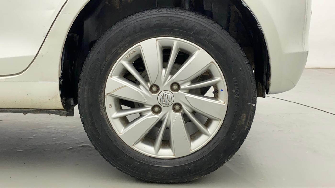 2014 Maruti Swift ZXI, Petrol, Manual, 48,929 km, Left Rear Wheel