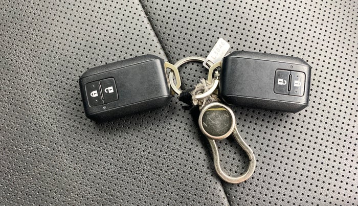 2024 Maruti XL6 ALPHA PLUS AT, Petrol, Automatic, 48,165 km, Key Close Up