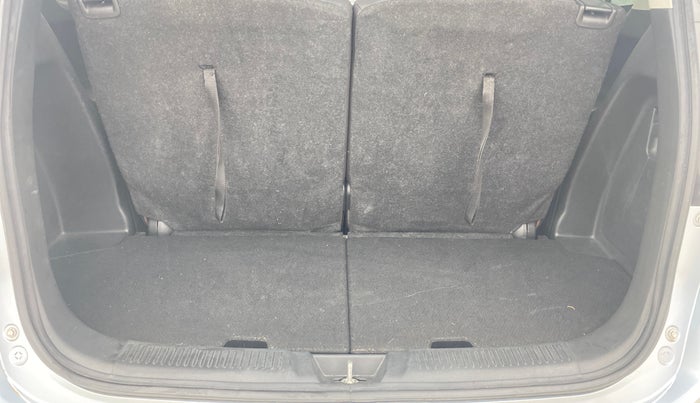 2024 Maruti XL6 ALPHA PLUS AT, Petrol, Automatic, 48,165 km, Boot Inside