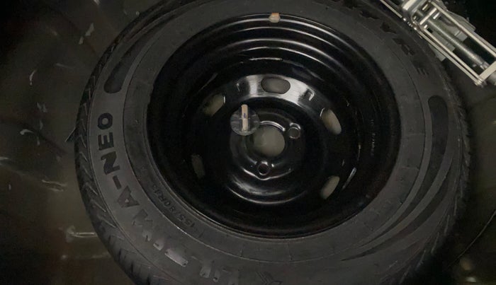 2017 Renault Kwid CLIMBER 1.0, Petrol, Manual, 40,348 km, Spare Tyre