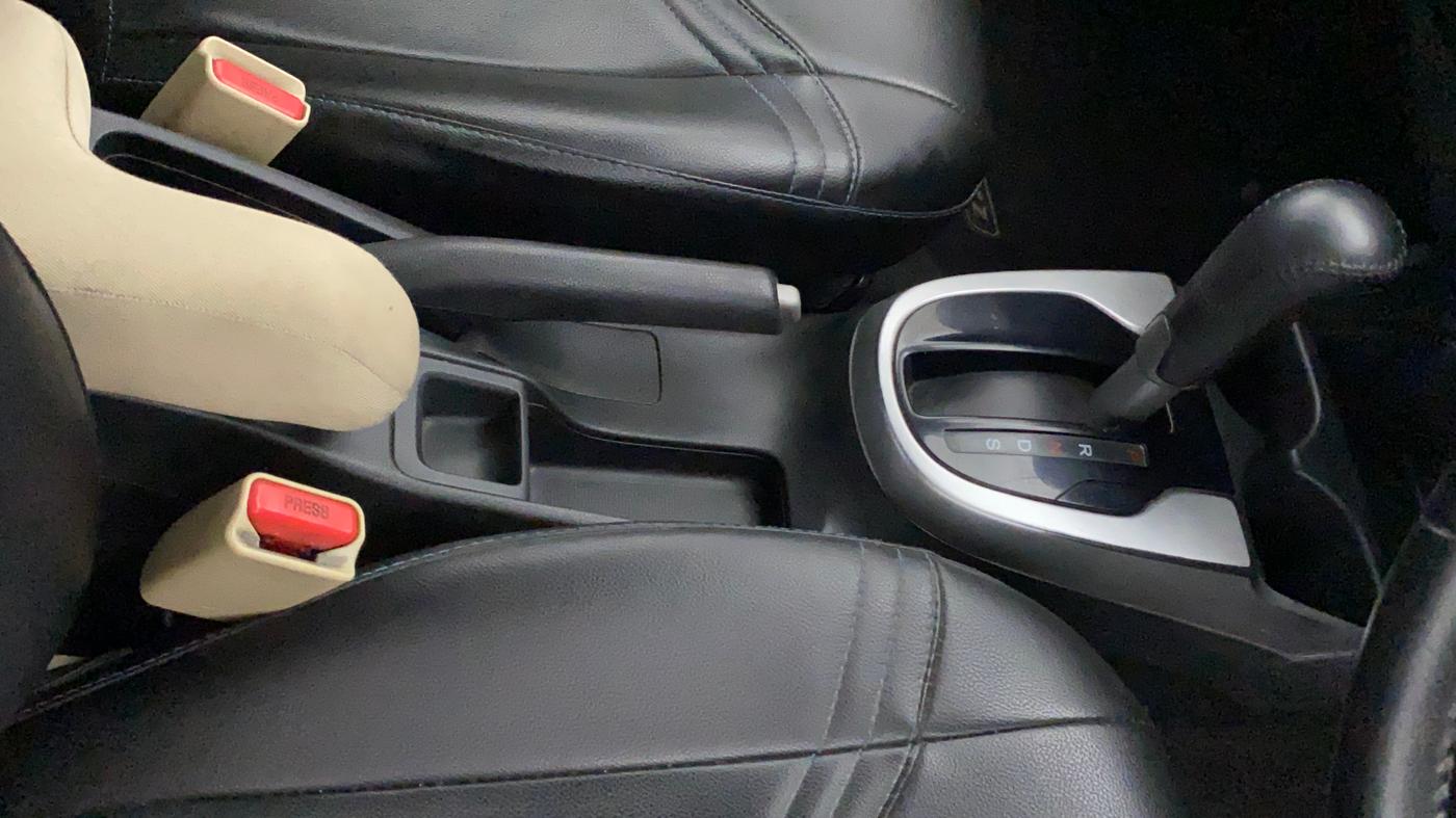 2019 Honda Jazz 1.2L I-VTEC VX CVT, Petrol, Automatic, 50,279 km, Gear Lever