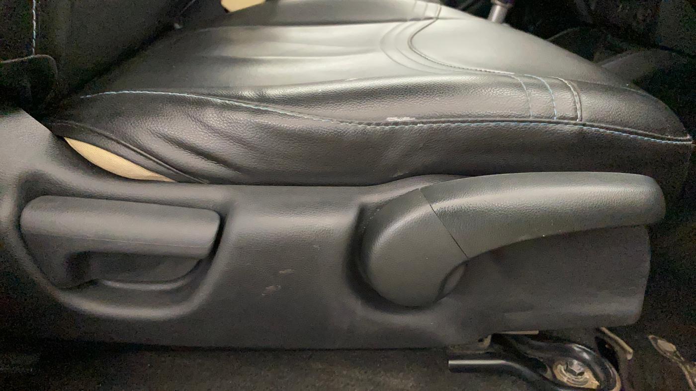 2019 Honda Jazz 1.2L I-VTEC VX CVT, Petrol, Automatic, 50,279 km, Driver Side Adjustment Panel