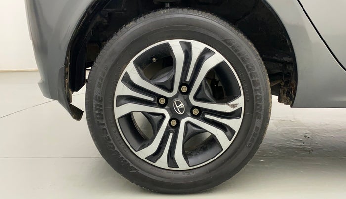 2022 Tata Tiago XZ PLUS CNG, CNG, Manual, 24,768 km, Right Rear Wheel