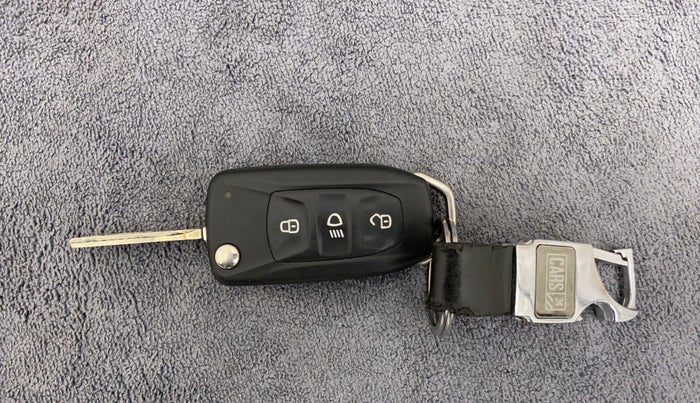 2022 Tata Tiago XZ PLUS CNG, CNG, Manual, 24,768 km, Key Close Up