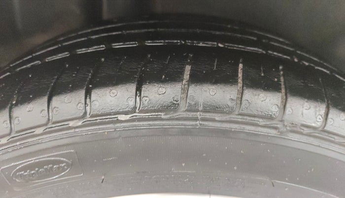 2022 Maruti Ciaz ALPHA 1.5 SHVS PETROL, Petrol, Manual, 50,287 km, Right Rear Tyre Tread