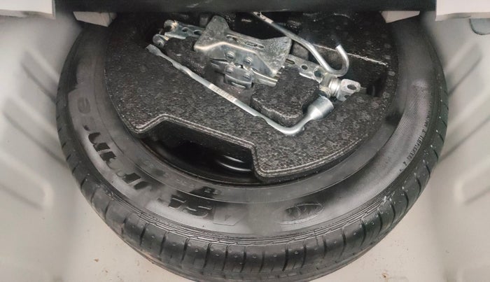 2022 Maruti Ciaz ALPHA 1.5 SHVS PETROL, Petrol, Manual, 50,287 km, Spare Tyre