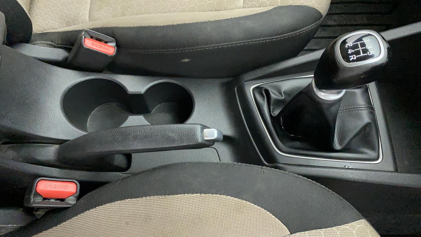 2014 Hyundai Elite i20 ASTA 1.2, Petrol, Manual, 43,184 km, Gear Lever