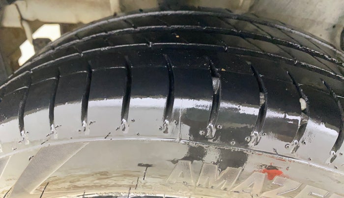 2023 Tata Tiago XT CNG, CNG, Manual, 93,984 km, Right Rear Tyre Tread