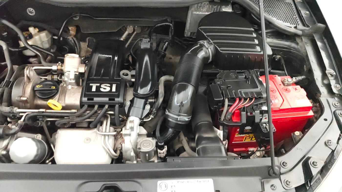 2015 Volkswagen Polo GT TSI AT, Petrol, Automatic, 44,566 km, Engine View - Left