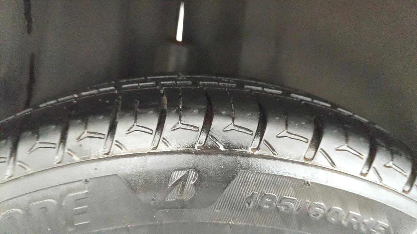 2015 Volkswagen Polo GT TSI AT, Petrol, Automatic, 44,566 km, Right Rear Tyre Tread