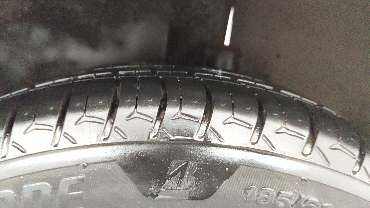 2015 Volkswagen Polo GT TSI AT, Petrol, Automatic, 44,566 km, Left Rear Tyre Tread