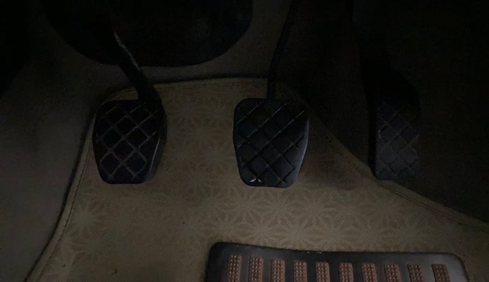 2012 Volkswagen Polo HIGHLINE1.2L, Petrol, Manual, 60,711 km, Pedals