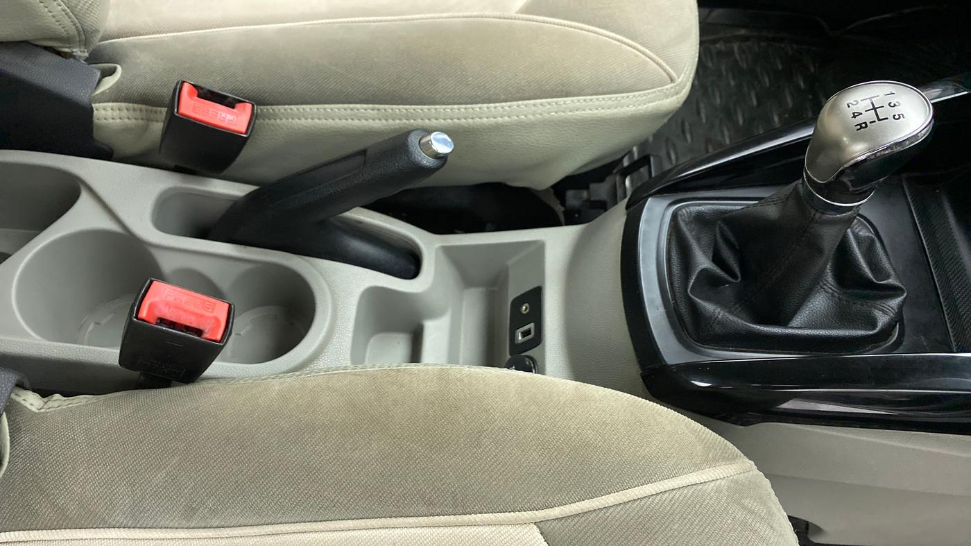 2013 Ford Ecosport 1.0 ECOBOOST TITANIUM, Petrol, Manual, 66,949 km, Gear Lever