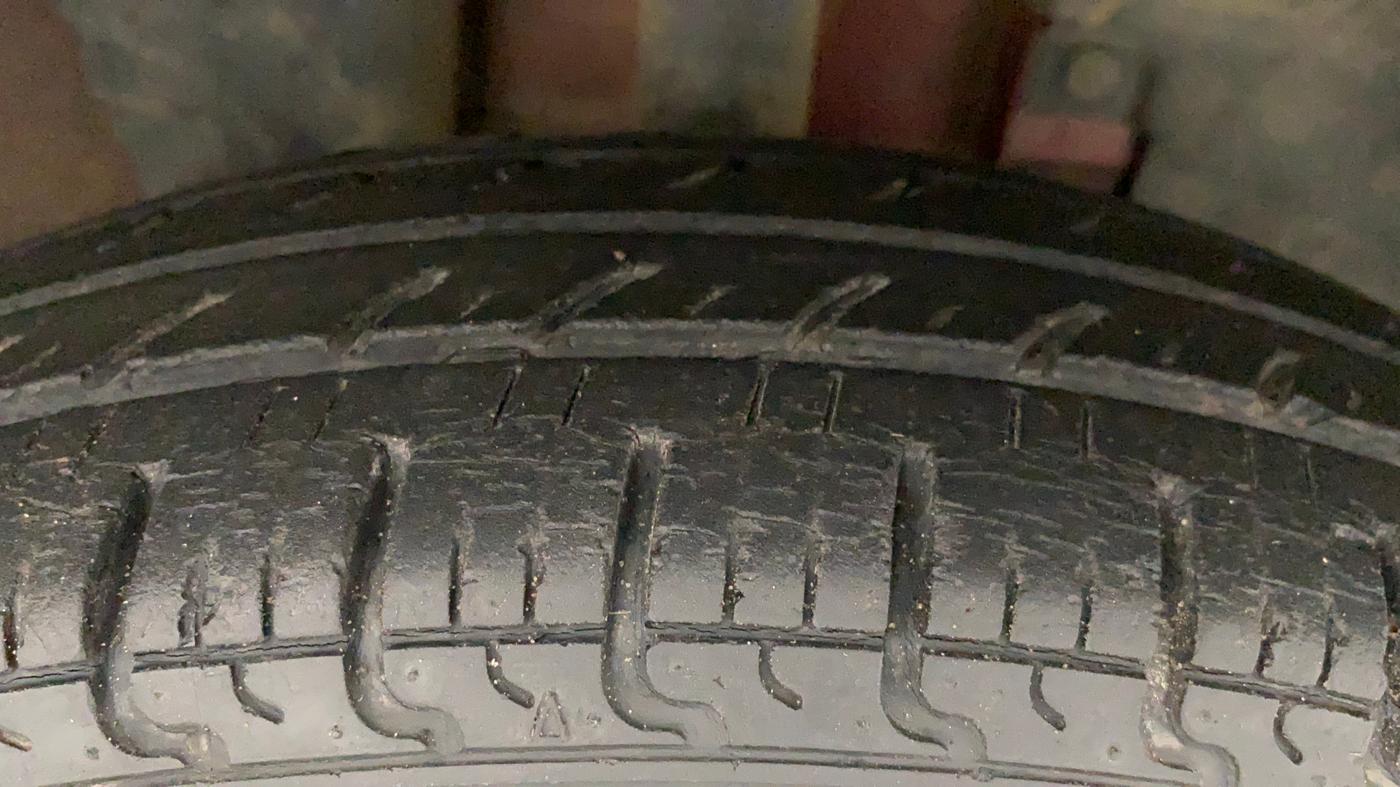 2016 Renault Kwid RXT 1.0, Petrol, Manual, 56,209 km, Right Front Tyre Tread