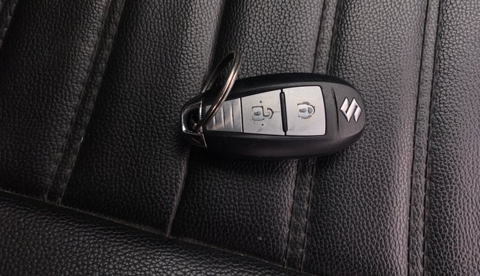 2017 Maruti Baleno ZETA CVT PETROL 1.2, Petrol, Automatic, 85,800 km, Key Close Up