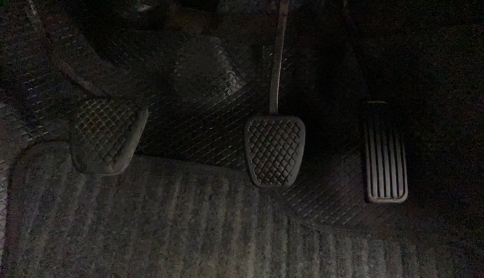 2012 Honda Brio S MT, Petrol, Manual, 90,594 km, Pedals