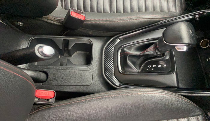 2020 KIA SONET GTX PLUS 1.0 DCT, Petrol, Automatic, 33,942 km, Gear Lever
