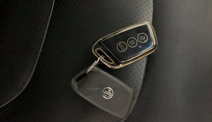 2020 MG HECTOR SHARP 1.5 DCT PETROL, Petrol, Automatic, 72,819 km, Key Close Up
