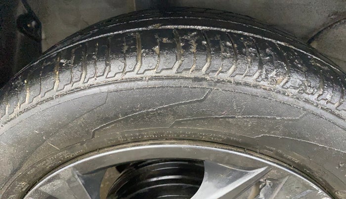 2022 Hyundai NEW I20 SPORTZ 1.2 MT, Petrol, Manual, 57,247 km, Right Rear Tyre Tread