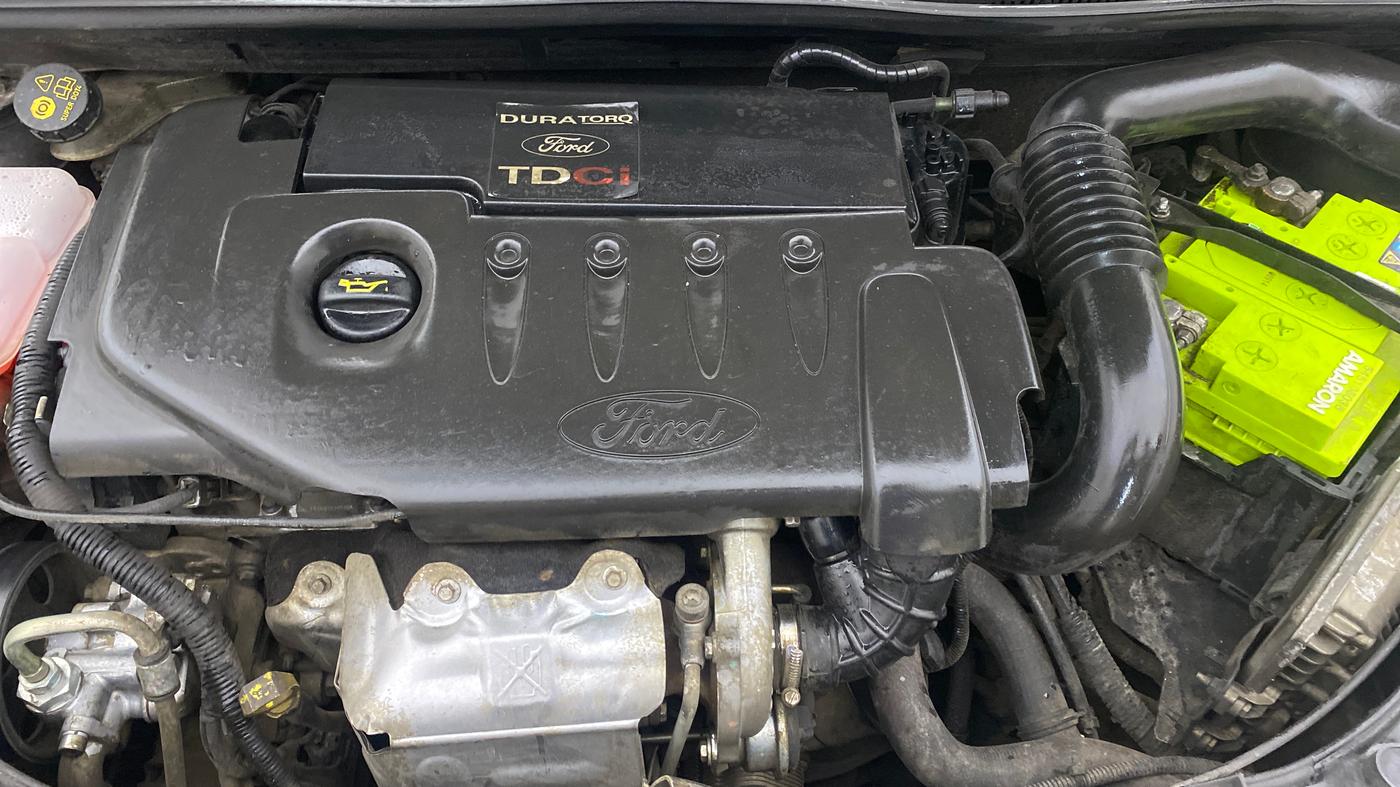 2014 Ford Figo ZXI 1.4 DIESEL, Diesel, Manual, 1,26,685 km, Engine View