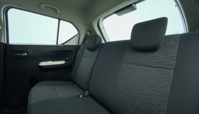 2017 Maruti IGNIS DELTA 1.2, Petrol, Manual, 36,736 km, Right Side Rear Door Cabin