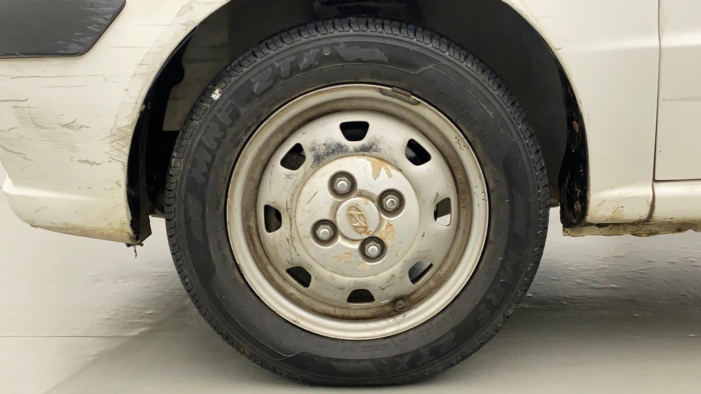 2013 Hyundai Santro Xing GL, CNG, Manual, 63,686 km, Left Front Wheel