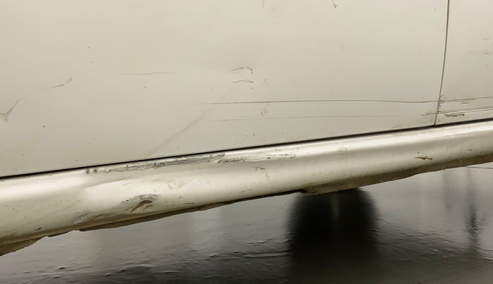 2013 Hyundai Santro Xing GL, CNG, Manual, 63,686 km, Left running board - Slight discoloration