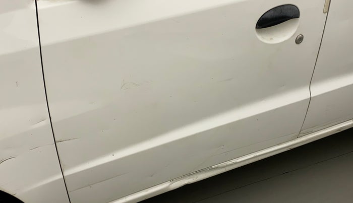 2013 Hyundai Santro Xing GL, CNG, Manual, 63,686 km, Front passenger door - Slightly dented