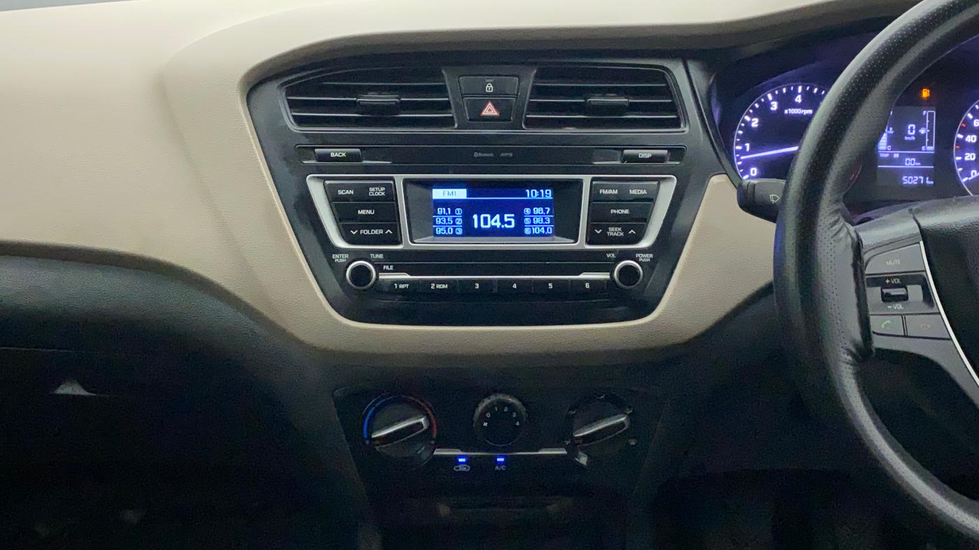 2014 Hyundai Elite i20 MAGNA 1.2, Petrol, Manual, 50,271 km, Air Conditioner