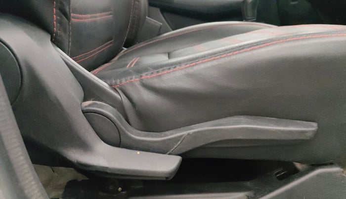 2021 Maruti Swift VXI, Petrol, Manual, 56,290 km, Driver Side Adjustment Panel